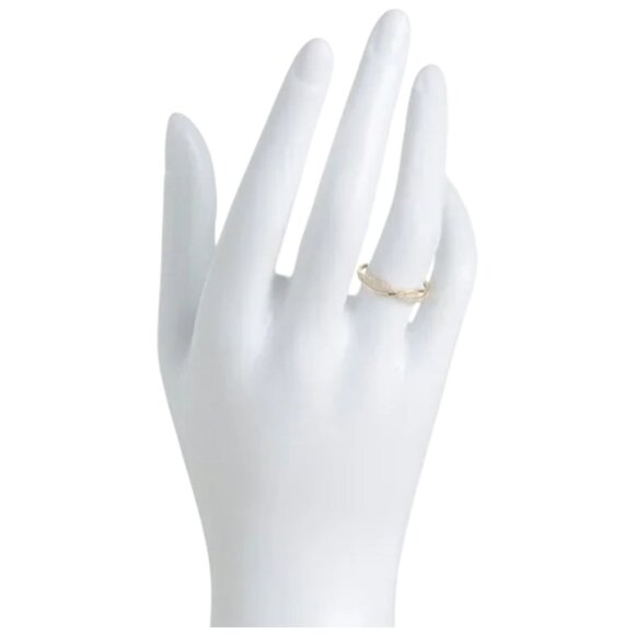 WHITE LOTUS Gold/Diamond 14kt Gold Diamond Crossover Ring - Picture 2 of 2